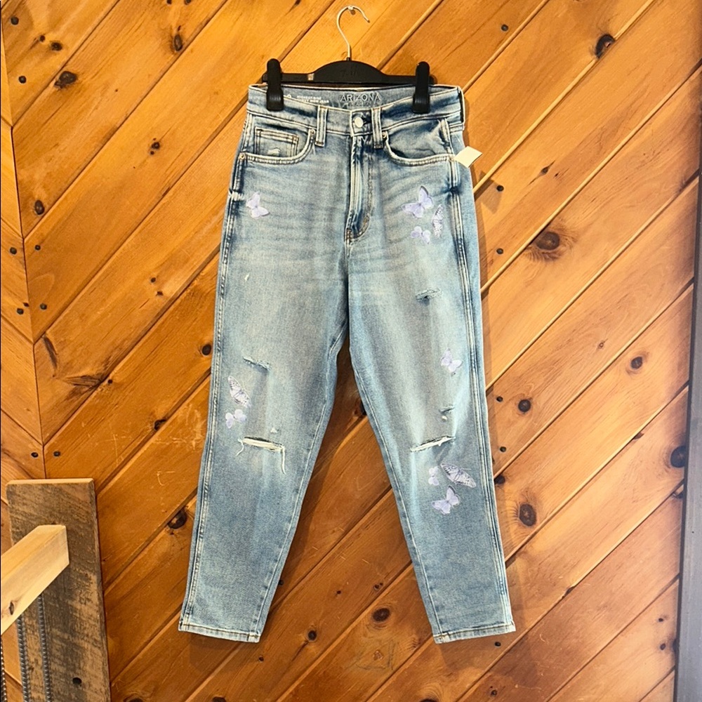 Arizona Jean co. Purple butterflies distressed highest rise curvy Mom Jean NWT